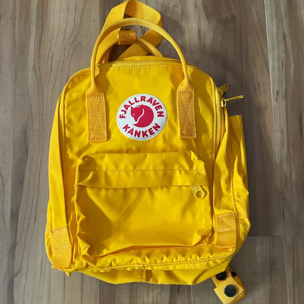 Fjallraven Kansan mini yellow